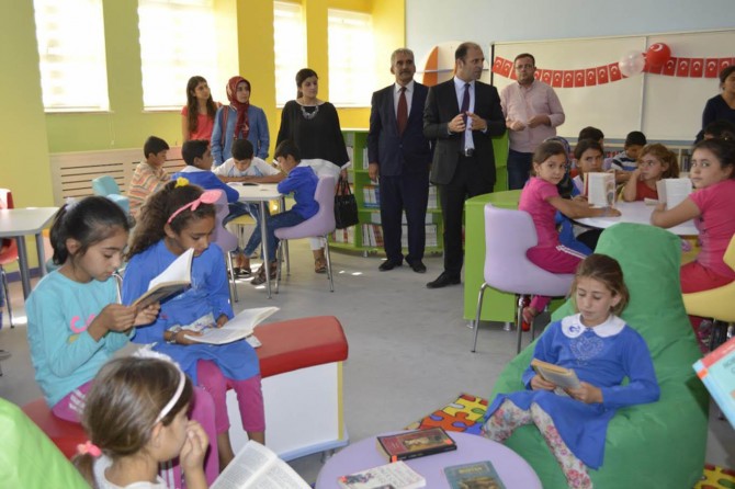 Hilvan’da Z-Kütüphanesi açıldı