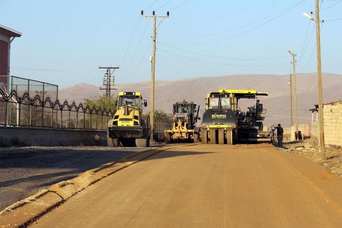 ​Büyükşehirden asfalt çalışması