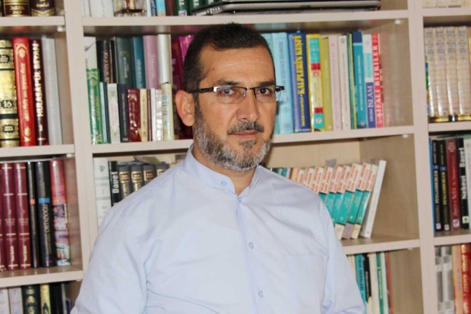 "Kanla yazılan Kerbela destanı iyi tahlil edilmeli"