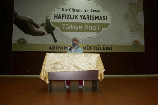 "Kız Öğrenciler Arası Hafızlık Yarışması" düzenlendi