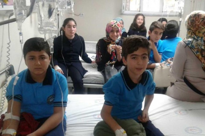 Batman'da zehirlenen 9 öğrenci hastanelik oldu