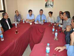 CHP'li Vekiller Batman'da Basınla Bir Araya Geldi