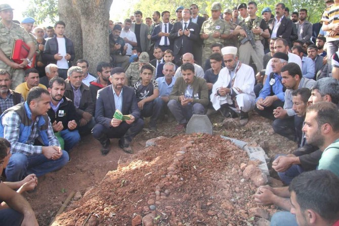 PKK saldırısında hayatını kaybeden korucular defnedildi