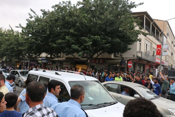 Şanlıurfa'da esnaf ile zabıta arasında gerginlik
