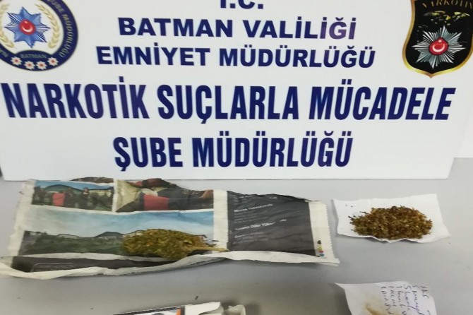Batman'da uyuşturucu ve kumar baskını