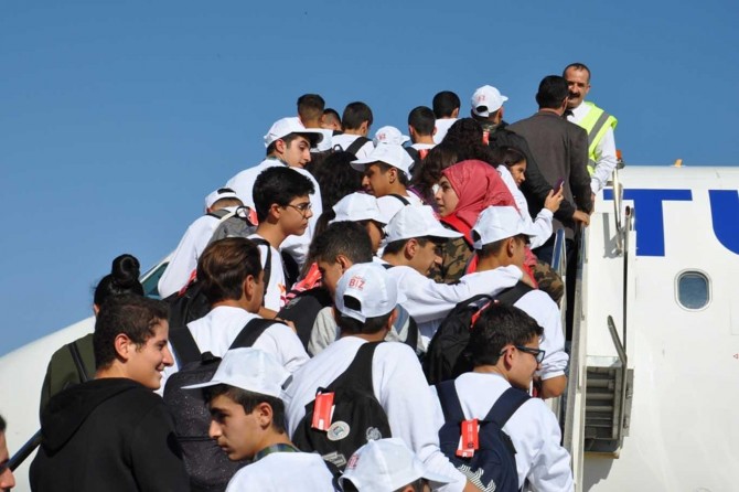 Batmanlı öğrenciler Samsun’a gönderildi