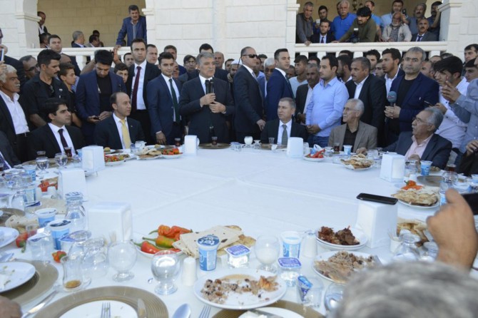 11'inci Cumhurbaşkanı Gül Hilvan’da