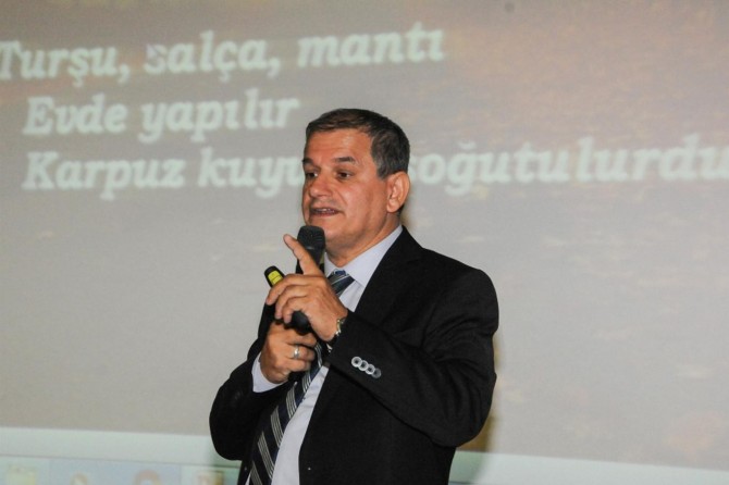 "Gençlerimiz akıllı cihaz tehdidi altında"