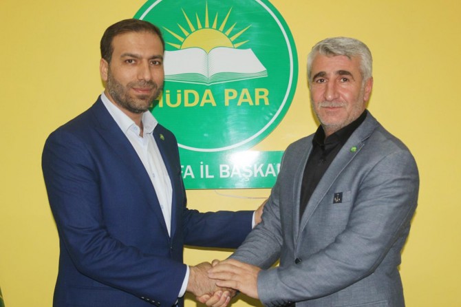 HÜDA PAR Karaköprü İlçe Teşkilatında görev değişimi