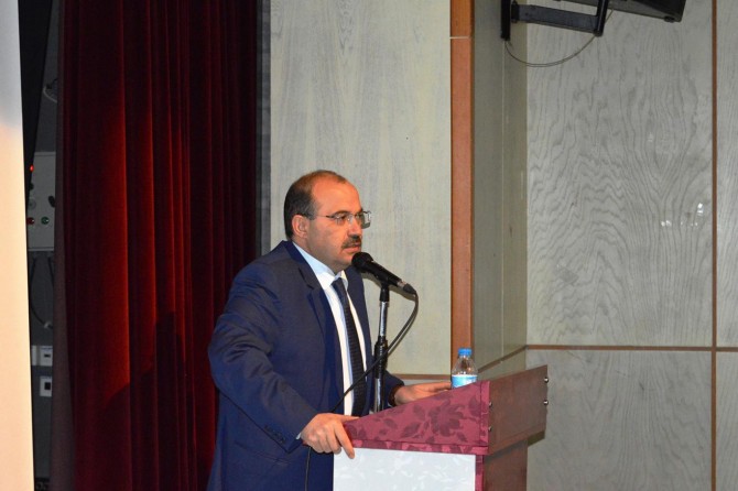 "Camiler Allah’ın rahmetinin yeryüzüne ulaşmasına vesile olan mübarek mekânlardır"