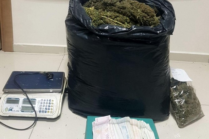 Gaziantep’te 13 kilo esrar ele geçirildi