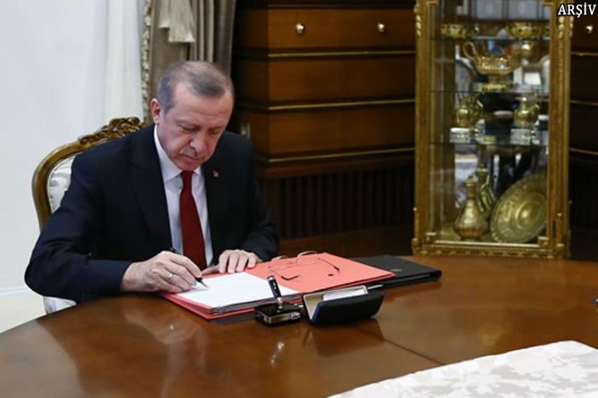 Cumhurbaşkanı Erdoğan 2 üniversiteye rektör atadı