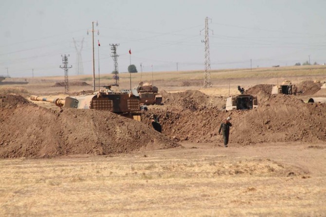 Habur bölgesindeki tatbikat 30'uncu gününde devam ediyor