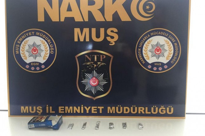 Uyuşturucu operasyonlarında yakalanan 2 şüpheli tutuklandı