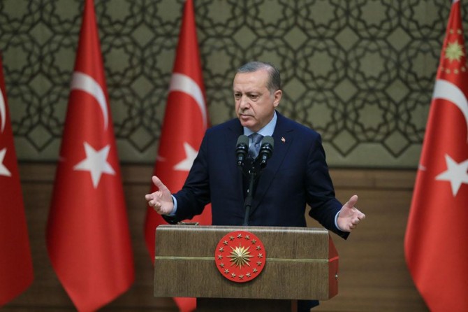Erdoğan: Uçaklarınızı cerrahlarınızı neden Somali'ye göndermiyorsunuz