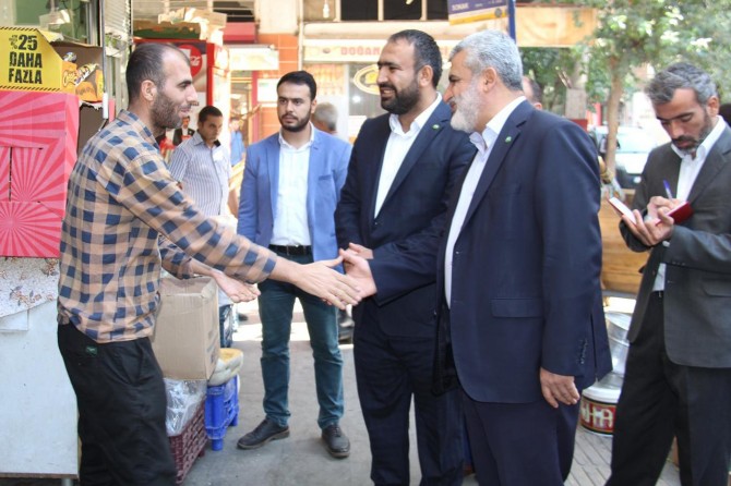 HÜDA PAR Diyarbakır esnafının sorunlarını dinlemeye devam ediyor