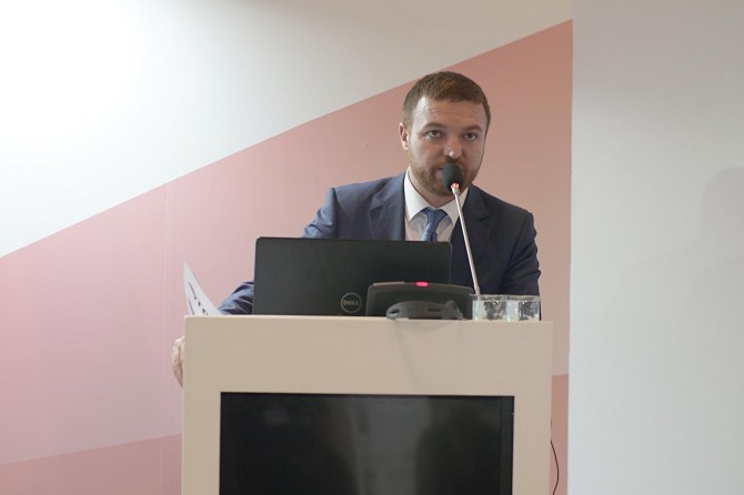 Otomobil koltuklarında 21 milyardan fazla bakteri var