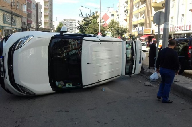 Batman Pınarbaşı Mahallesinde trafik kazası: 3 yaralı