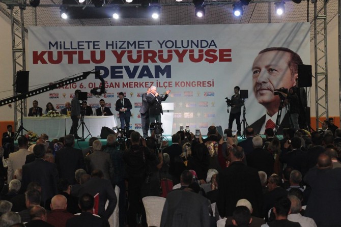 "AB bize laf edeceğine kendi geleceğine baksın"