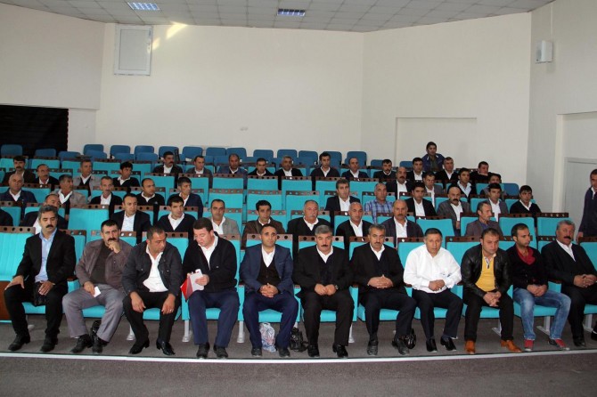 Van'da otobüs şoförlerine eğitim toplantısı