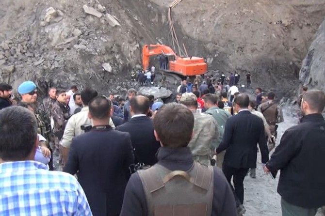 Göçükte yaralanan 18 yaşındaki işçi hayatını kaybetti