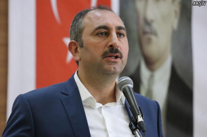 FETÖ'den 49 bin 697 tutuklu bulunuyor