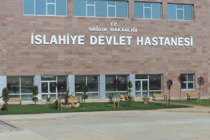 Düğün alışverişi dönüşü kaza: 4 yaralı