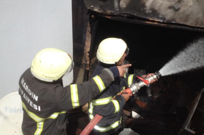 Nusaybin’de çıkan yangınlar korkuttu