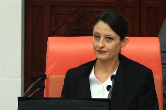 Şafak Pavey'in milletvekilliği düşürüldü