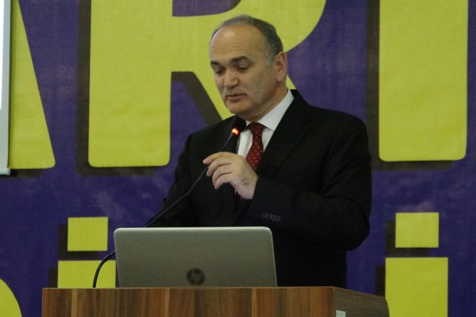 Bakan Özlü: Türkiye ileri teknoloji ile büyüyebilir