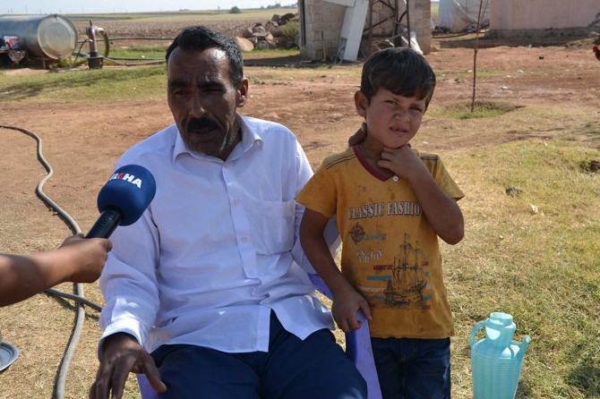 Engelli baba çocuklarının okula gitmesi için yardım bekliyor