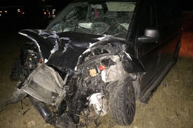 Traktor û wesaîta tîcarî li hev qelibîn: 2 birîndar