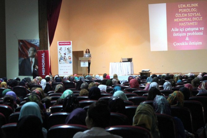 "Aileler ile çocukları arasında iletişim daha sıcak olmalı"