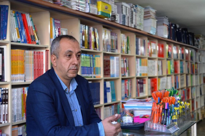 Değişen sınav sistemi yayınevleri ve kırtasiyecileri de mağdur etti