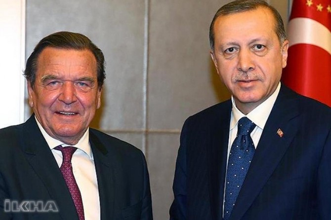Germany's former Chancellor Gerhard Schröder met Erdoğan as undercover assignment!