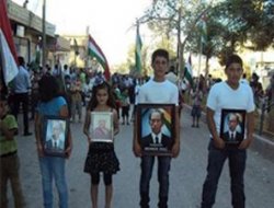 Suriye Kürtleri Esed'i protesto etti