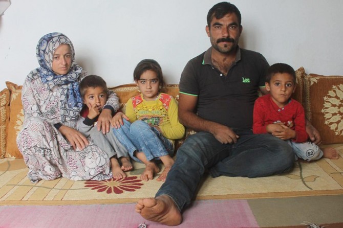 "Çocuğumuz gözlerimizin önünde eriyor"