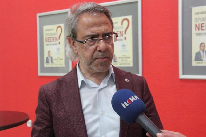 Mustafa Armağan'a "Atatürk'e hakaretten" hapis cezası