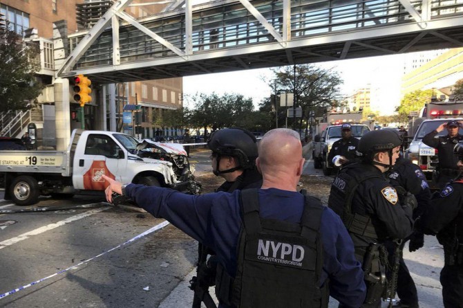 Li Emrîqa êrîşa silehî: 8 mirî 12 birîndar