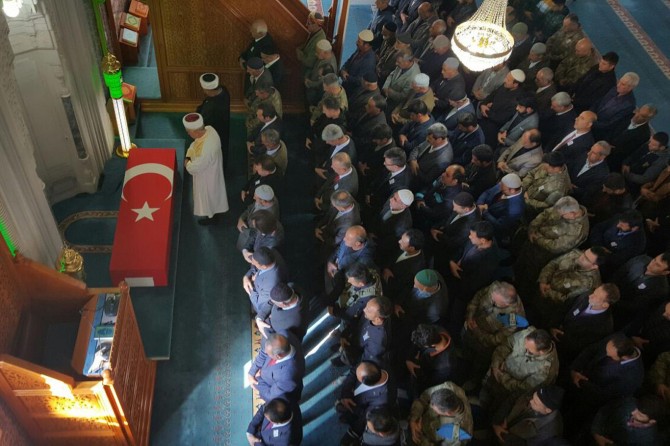 PKK saldırısında hayatını kaybeden uzman çavuş defnedildi