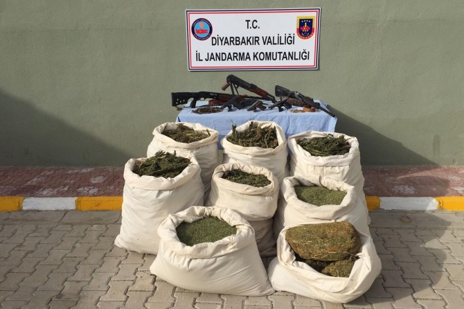 Diyarbakır'da esrar ele geçirildi