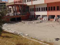 Van Emniyet Binası Yıktırılıyor