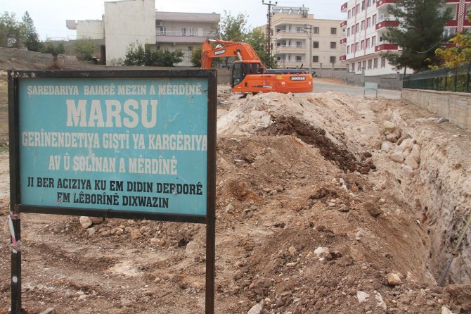 Mahallelinin kanalizasyon sorunu çözülüyor