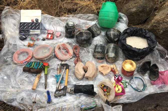 Van’da EYP yapımında kullanılan malzeme ele geçirildi