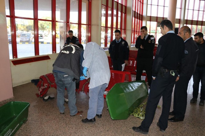 Otogarda yaşayan kimsesiz Suriyeli ölü bulundu
