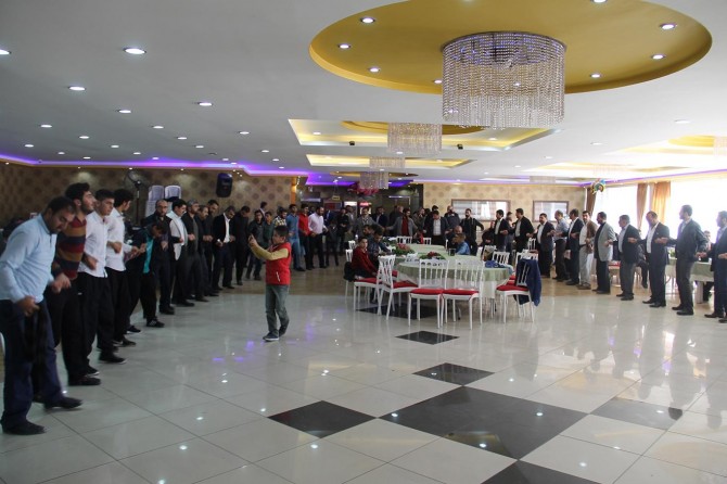 Bir damatsız düğün daha!