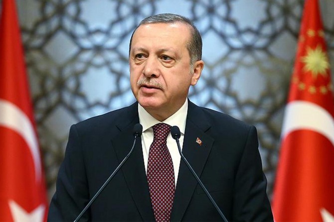 Cumhurbaşkanı Erdoğan: 50 TIR'lık yardım konvoyu sınırı geçti