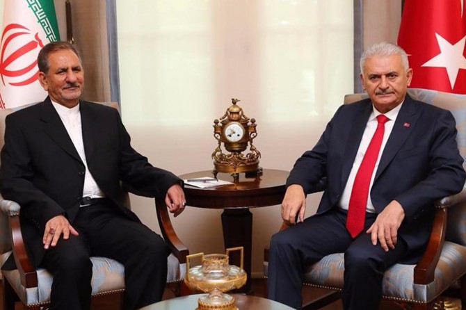 Başbakan Yıldırım'dan İran'a başsağlığı telefonu