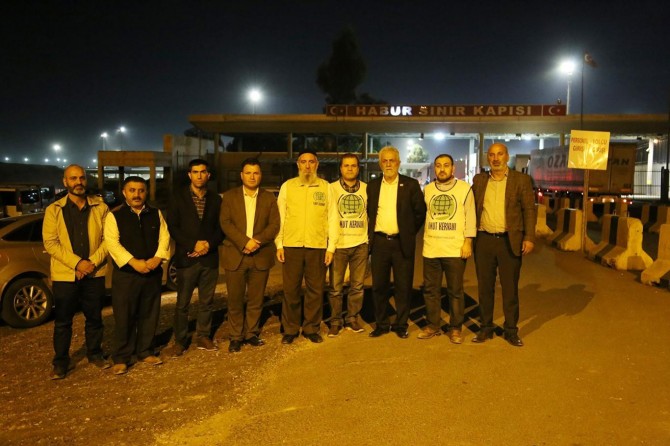 Weqfa Kerwana Ûmudê bo biçe herêma erdhejê sînor derbas kir