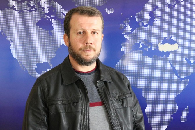 "Toplumun zihinsel kodlarıyla oynuyorlar"